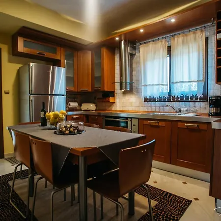 Villa Luxury Paradise Kastoria Lithia Exterior photo