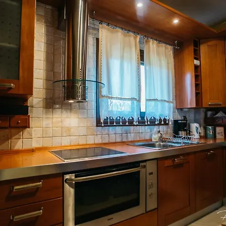 Villa Luxury Paradise Kastoria Lithia Exterior photo