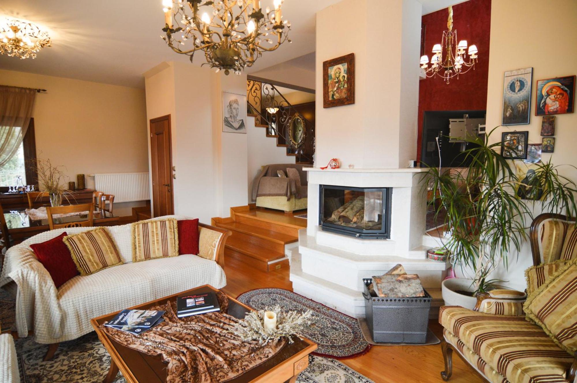 Luxury Paradise Kastoria Villa